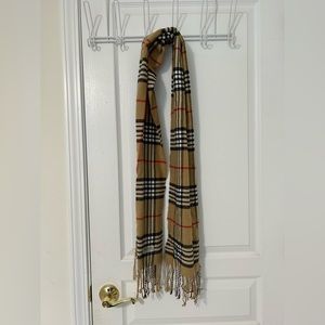 Plaid Burberry-LIKE scarf